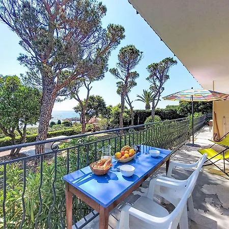 Appartamento Boudi-ou-2 By Interhome Saint-Raphaël