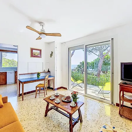 Apartment Boudi-ou-2 By Interhome Saint-Raphaël